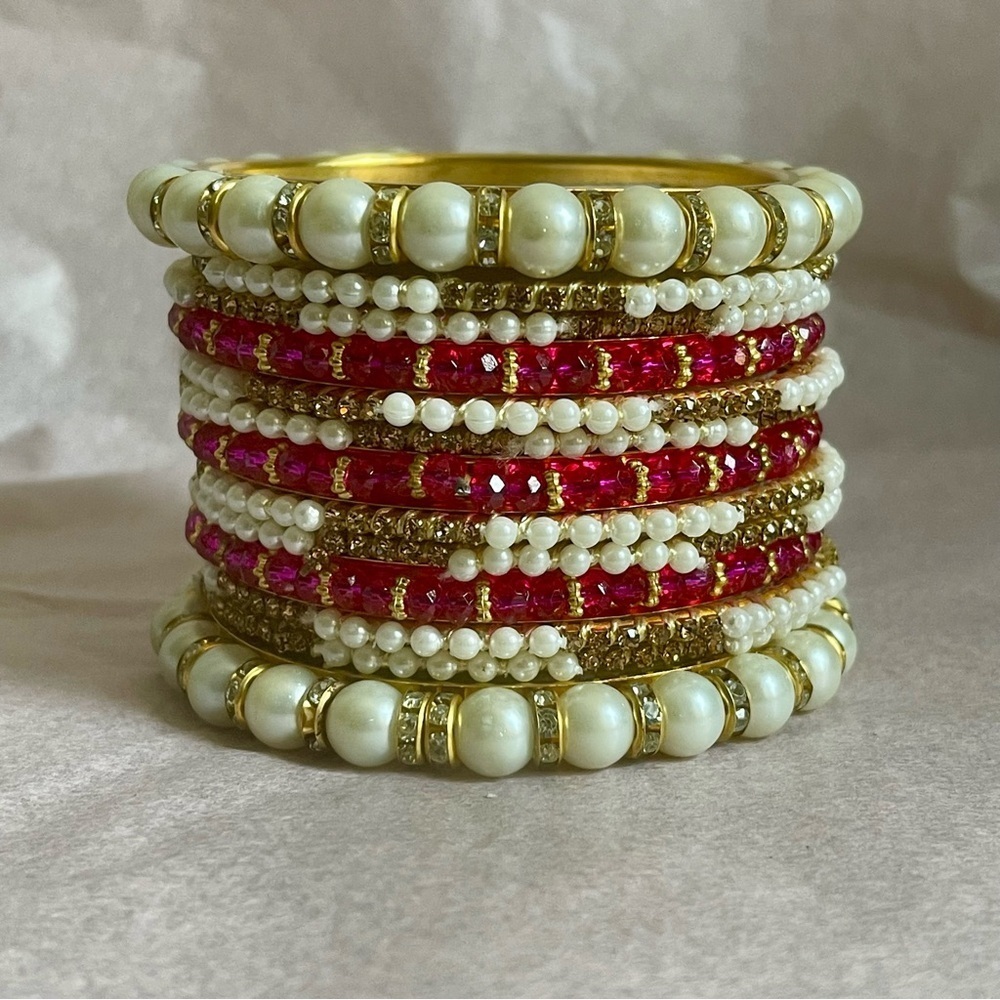 Elegant Gold and purple Beaded Bracelet Set Size: 2.2